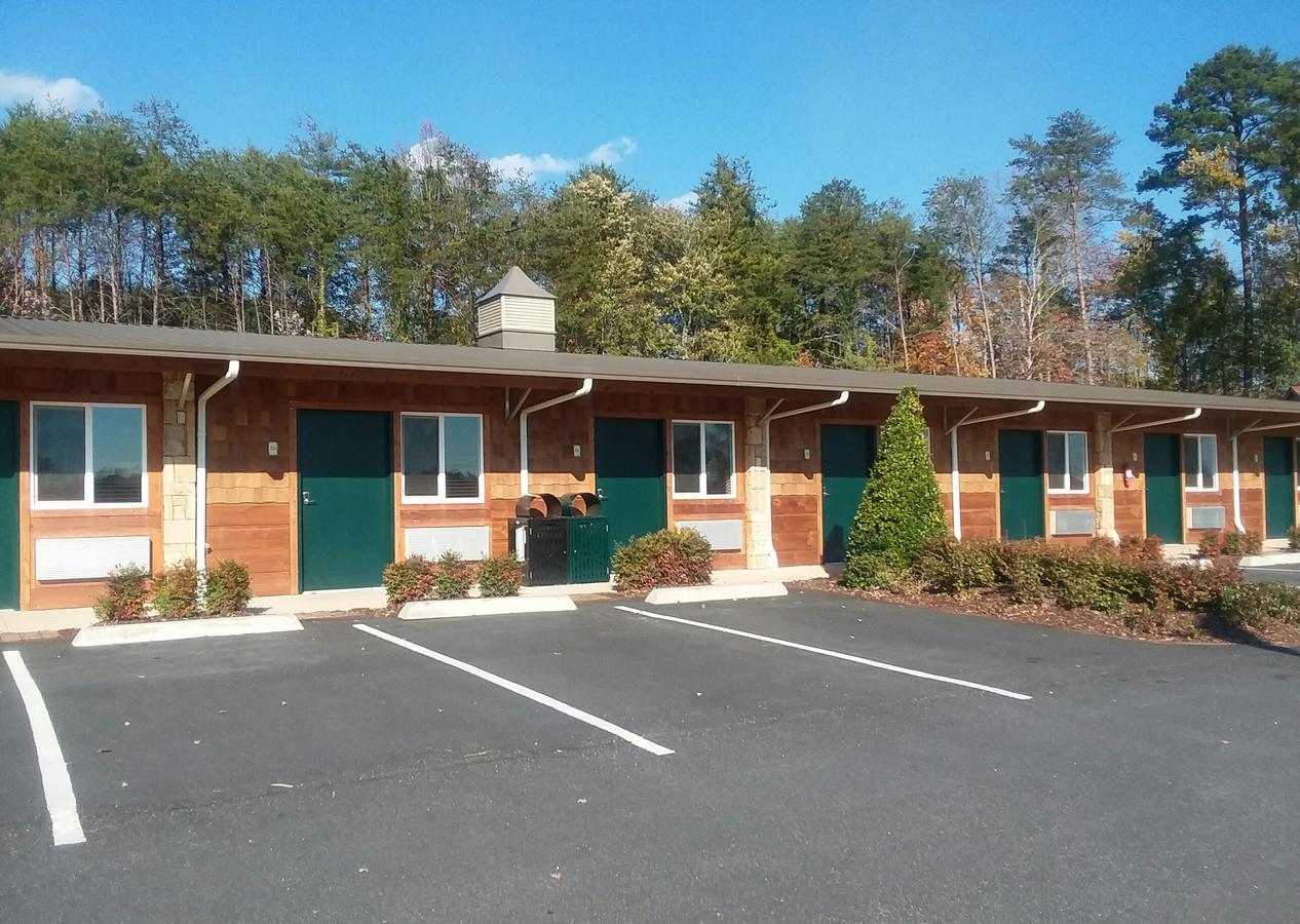 Tryon Resort Mill Spring Екстер'єр фото